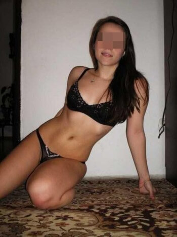 Tunisienne cochonne veut rencontrer un mec à Limoges avec qui niquer Tunisienne cochonne veut rencontrer un mec à Limoges avec qui niquer