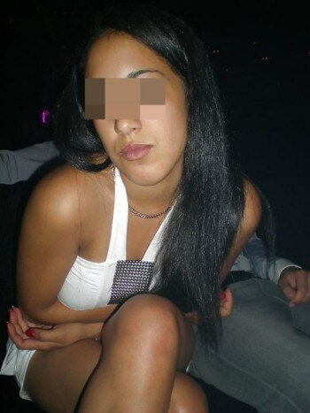 Bourgeoise salope pour 1 plan q à Talence Bourgeoise salope pour 1 plan q à Talence