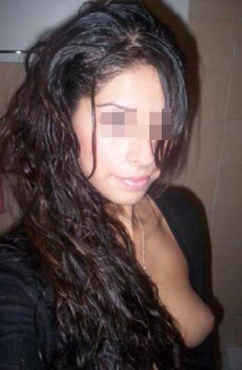 Belle femme sensuelle recherchant un mec mur pour une baise à Rennes Belle femme sensuelle recherchant un mec mur pour une baise à Rennes