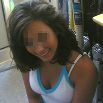 Belle pétasse voudrait pomper de pines de plus de 20cm sur Nanterre Belle pétasse voudrait pomper de pines de plus de 20cm sur Nanterre