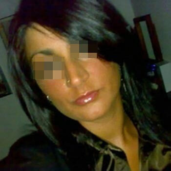 Avaleuse désirant de pénis bien épais à pomper à Toulouse