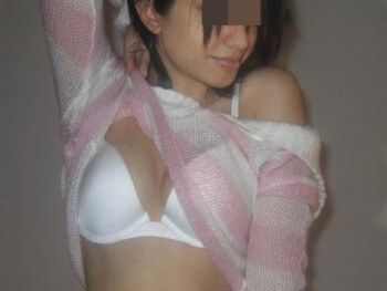 Tunisienne coquine qui désire de sexes bien longs à pomper à Dunkerque