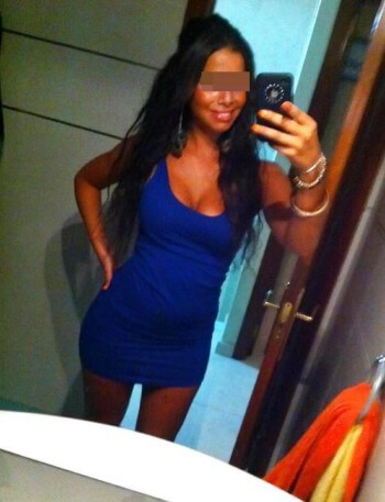 Fille arabe sexy à Mulhouse désirant se faire un arabe ou un black Fille arabe sexy à Mulhouse désirant se faire un arabe ou un black