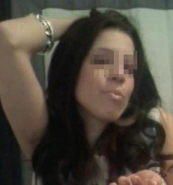 Algérienne salope sur Limoges veut trouver un beau brun