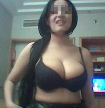 Je recherche un métis bien monté à Dijon pour une petite fellation Je recherche un métis bien monté à Dijon pour une petite fellation