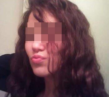 Beurette Marocaine de La Rochelle aimant les pipes profondes Beurette Marocaine de La Rochelle aimant les pipes profondes