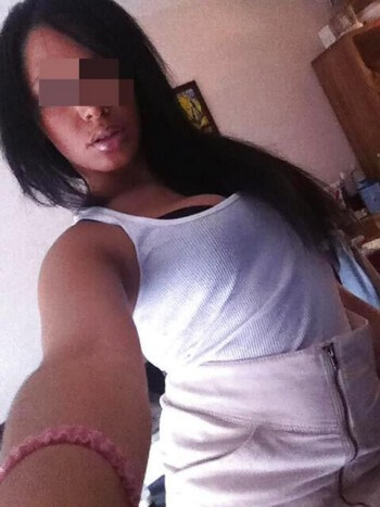 Je cherche un mec à Bourg-en-Bresse pour un plan baise Je cherche un mec à Bourg-en-Bresse pour un plan baise